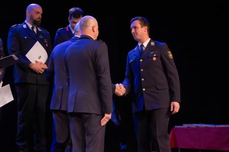 Slavnostna podelitev listin o napredovanju v čine gasilski častnik, višji gasilski častnik in visoki gasilski častnik (19)